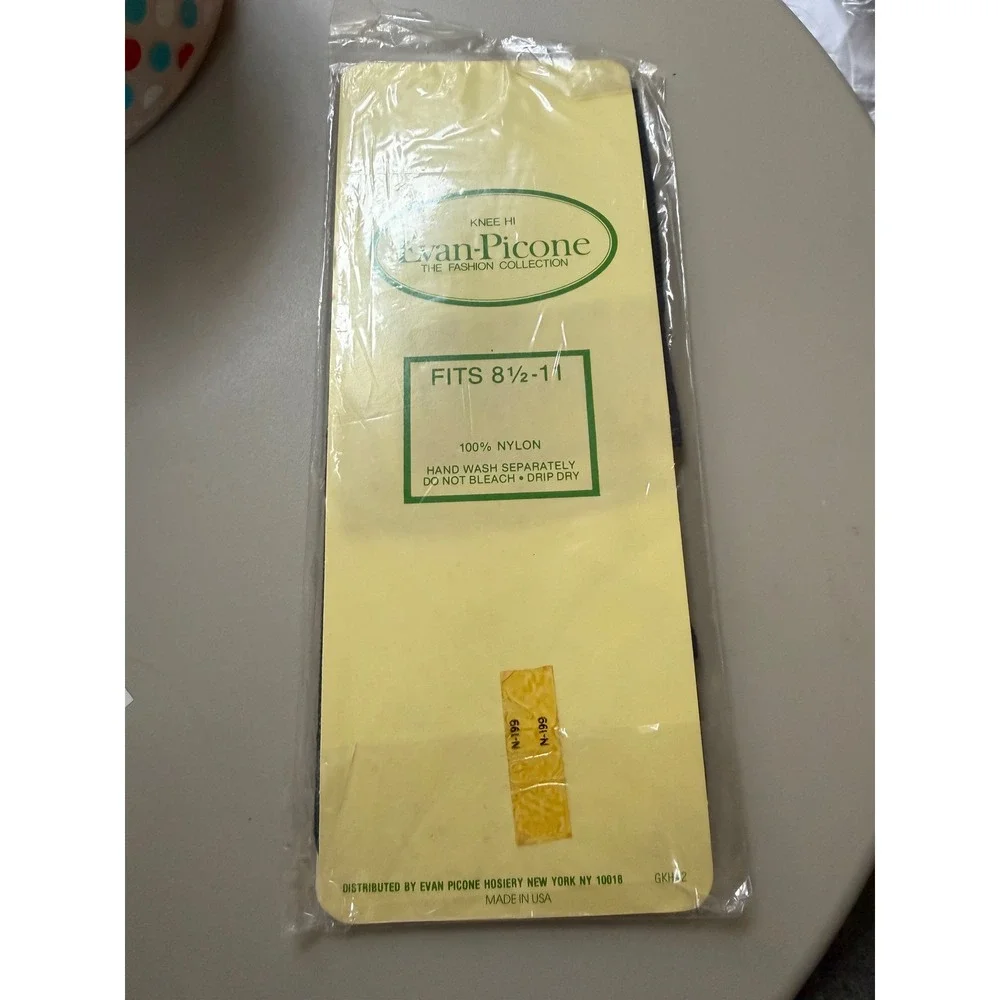 Evan-Picone Vintage Teal Knee‎ High Stockings Nylon Hosiery Size 8.5-11 74401804